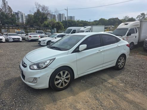 Hyundai Accent Diesel 1.6 VGT Premium — пробег 235 000 км — фото 2 из 5