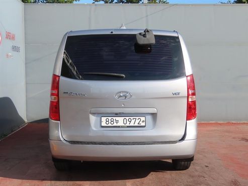 Hyundai Starex Van 5-Seater Modern — пробег 196 111 км — фото 4 из 5