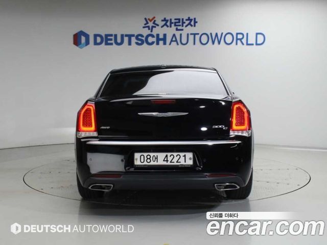 Chrysler 300C из Кореи Encar