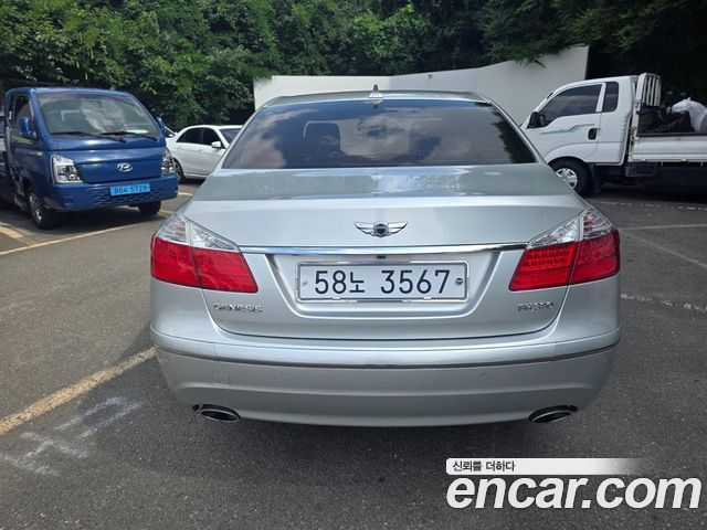 Hyundai Genesis из Кореи Encar