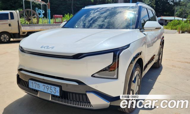 Kia EV5 Long Range 2WD Earth — пробег 4 000 км — фото 1 из 5