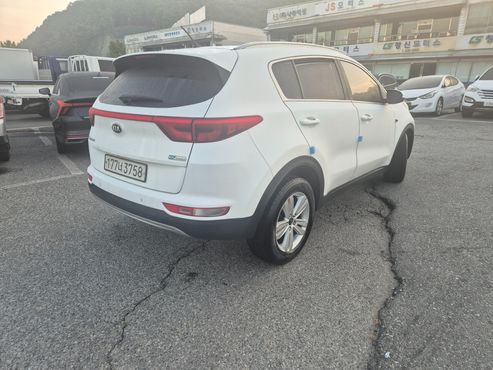 Kia Sportage Diesel 2WD Prestige — пробег 90 092 км — фото 2 из 5