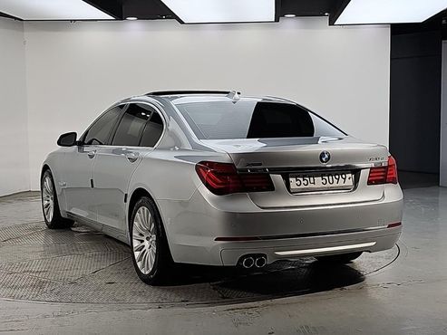 BMW 7-Series 730d xDrive — пробег 120 443 км — фото 3 из 5