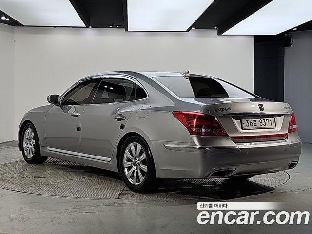 Hyundai Equus из Кореи Encar