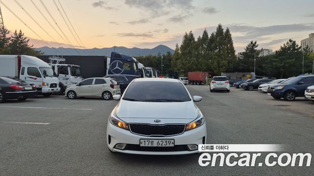 Kia K3 Deluxe — пробег 147 055 км — фото 1 из 5