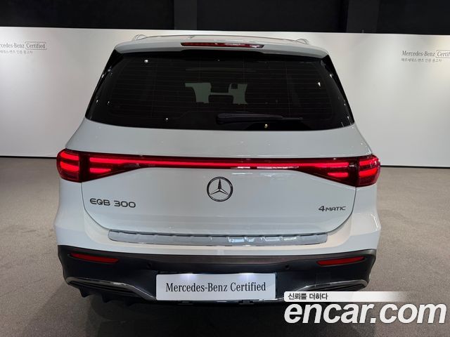 Mercedes-Benz EQB EQB300 4MATIC AMG Line — пробег 2 219 км — фото 4 из 5