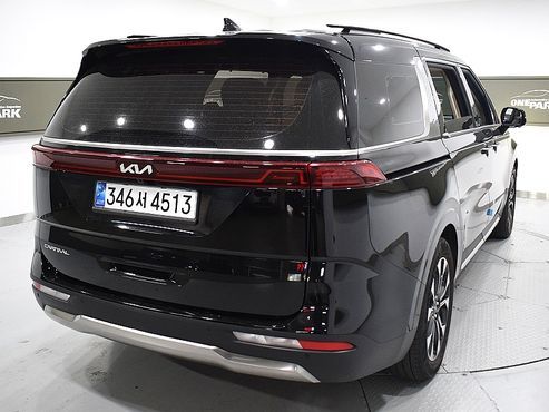 Kia Carnival Gasoline 7-Seater Signature — пробег 63 209 км — фото 3 из 5