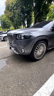 Mercedes-Benz GLS-Class Maybach GLS600 4MATIC — пробег 2 800 км — фото 2 из 5