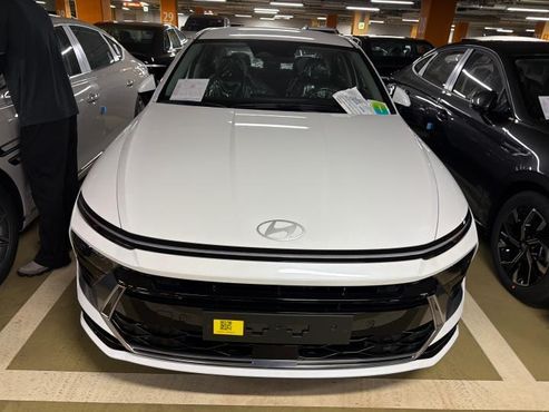 Hyundai Sonata 1.6 Turbo S — пробег 1 км — фото 1 из 5