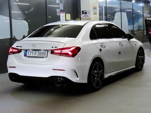 Mercedes-Benz A-Class AMG A35 4MATIC Sedan — пробег 24 908 км — фото 4 из 5