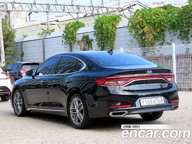 Hyundai Grandeur из Кореи Encar