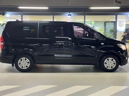 Hyundai Starex Van 3-Seater Smart — пробег 51 284 км — фото 3 из 5