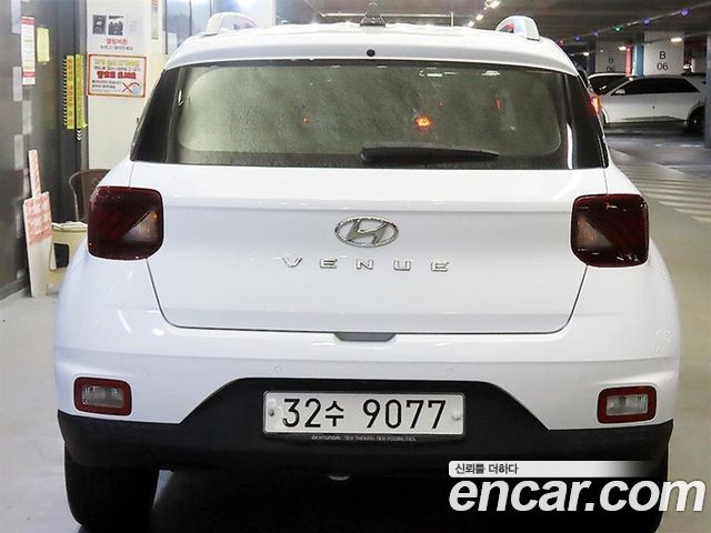 Hyundai Venue из Кореи Encar