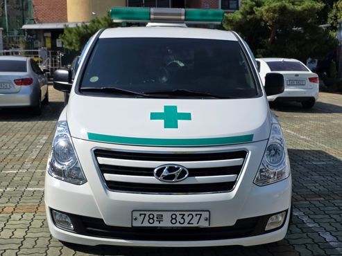 Hyundai Starex Ambulance — пробег 56 386 км — фото 2 из 5