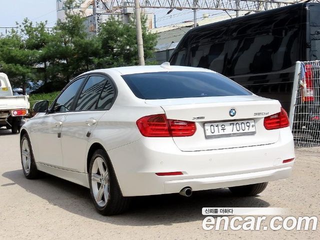 BMW 3-Series 320d xDrive — пробег 183 583 км — фото 3 из 5