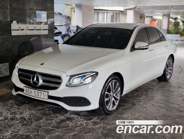 Mercedes-Benz E-Class из Кореи Encar