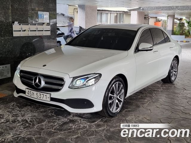 Mercedes-Benz E-Class из Кореи Encar