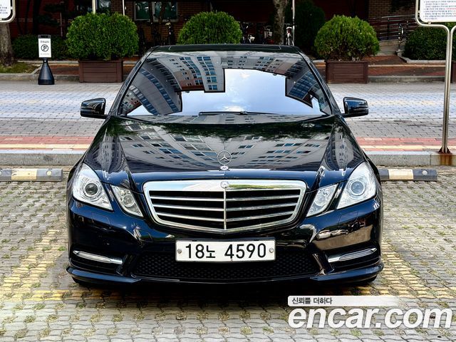 Mercedes-Benz E-Class E300 Avantgarde Sports Package — пробег 204 000 км — фото 3 из 5