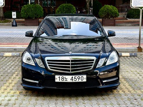 Mercedes-Benz E-Class E300 Avantgarde Sports Package — пробег 204 000 км — фото 3 из 5