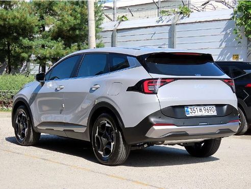 Kia Sportage LPG 2.0 2WD Prestige — пробег 727 км — фото 3 из 5