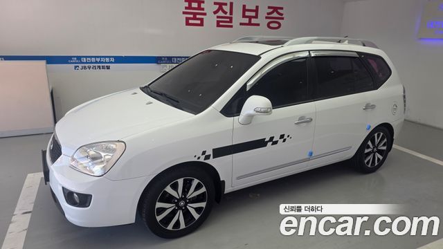 Kia Carens LPI 2.0 GLX High-Deluxe — пробег 121 741 км — фото 3 из 5