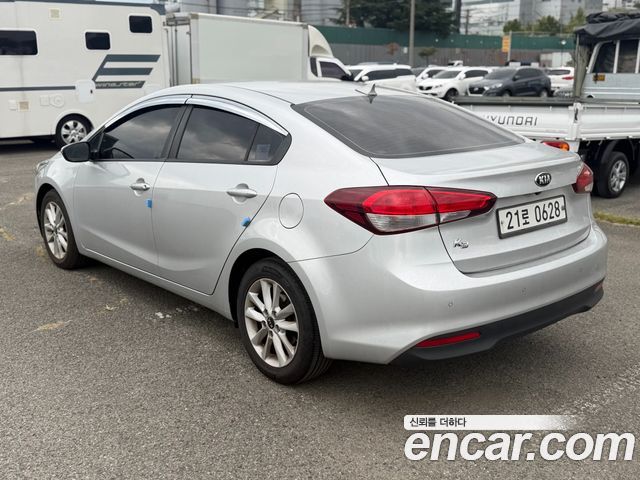 Kia K3 из Кореи Encar