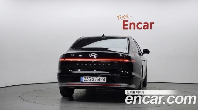 Hyundai Grandeur 2,5 Gasoline 2WD Premium — пробег 5 162 км — фото 4 из 5