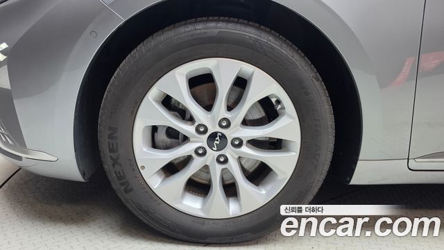 Kia K8 из Кореи Encar