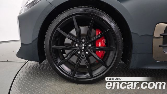 Kia Stinger из Кореи Encar