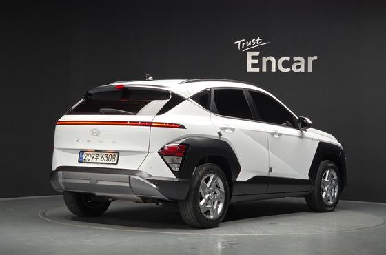Hyundai Kona Premium — пробег 77 640 км — фото 2 из 5