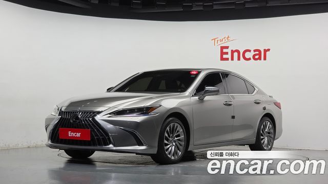 Lexus ES Executive — пробег 40 714 км — фото 1 из 5