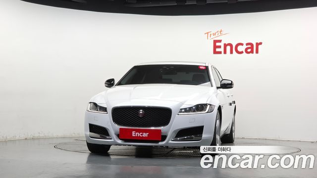 Jaguar XF 20d Prestige AWD — пробег 121 144 км — фото 3 из 5