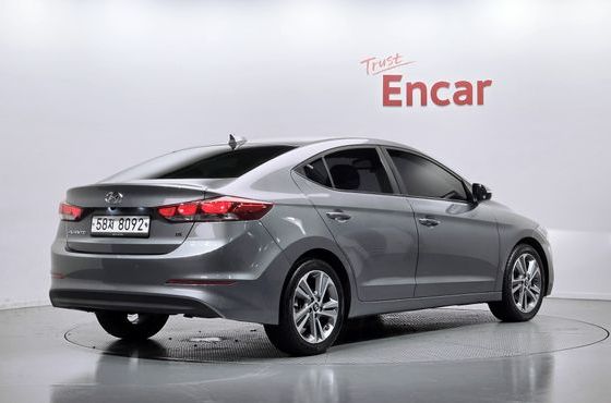 Hyundai AVANTE 1.6 GDI Value Plus — пробег 71 713 км — фото 2 из 5