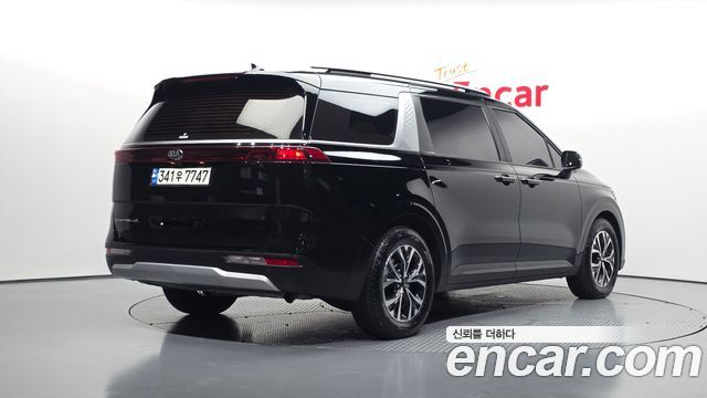 Kia Carnival Diesel 9-Seater Prestige — пробег 174 880 км — фото 2 из 5