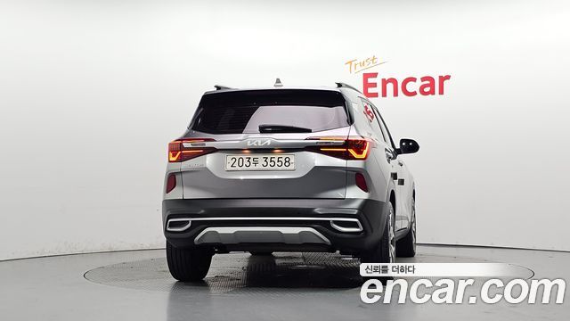 Kia Seltos из Кореи Encar