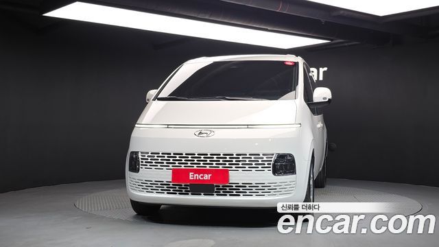 Hyundai Staria Cargo 3-Seater Modern — пробег 72 840 км — фото 3 из 5