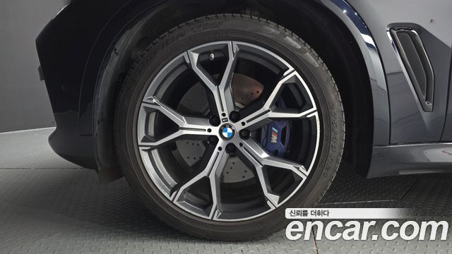 BMW X5 xDrive 40d M Sport — пробег 152 705 км — фото 5 из 5