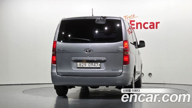 Hyundai Starex Van 3-Seater Smart — пробег 139 716 км — фото 4 из 5