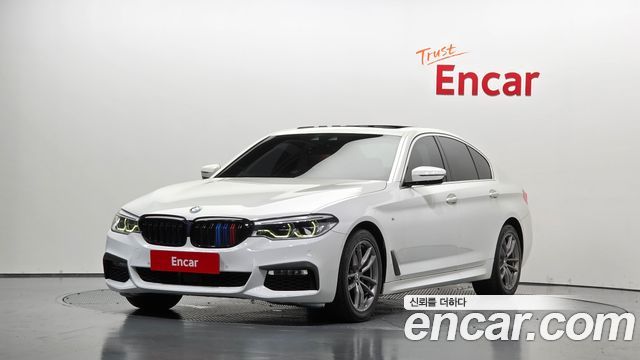 BMW 5-Series 520d xDrive M Sport Package — пробег 185 530 км — фото 1 из 5