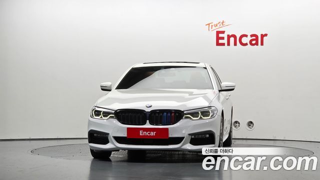 BMW 5-Series 520d xDrive M Sport Package — пробег 185 530 км — фото 3 из 5