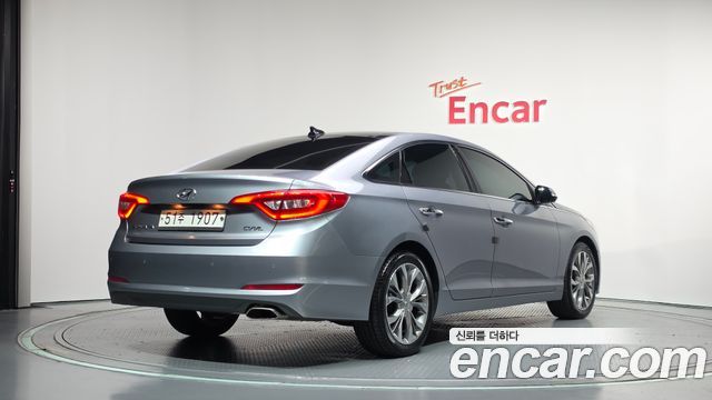 Hyundai Sonata 2.0 Smart — пробег 111 490 км — фото 2 из 5