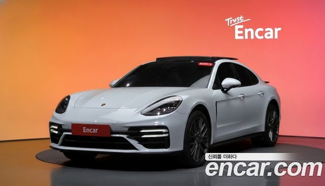 Porsche Panamera 2.9 AWD Platinum Edition — пробег 30 186 км — фото 1 из 5