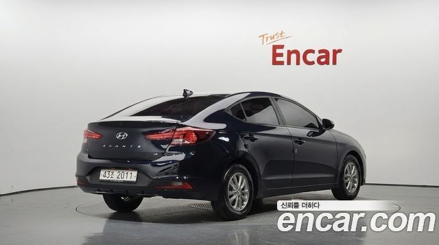 Hyundai AVANTE 1.6 Smart — пробег 30 851 км — фото 2 из 5
