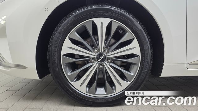 Kia K8 из Кореи Encar