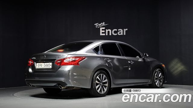 Nissan Altima из Кореи Encar
