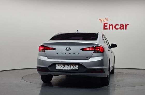 Hyundai AVANTE 1.6 Smart — пробег 159 511 км — фото 4 из 5