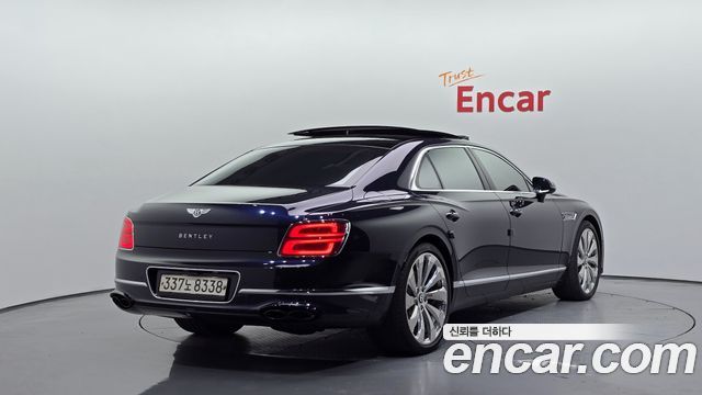 Bentley Flying Spur 4.0 — пробег 86 409 км — фото 2 из 5