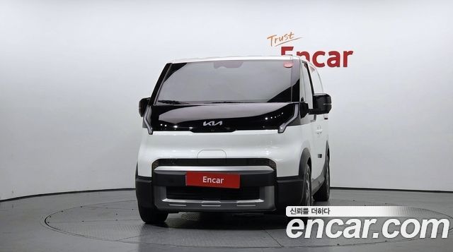 Kia PV5 Cargo Long Long Range Basic — пробег 37 374 км — фото 3 из 5