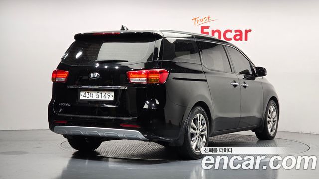 Kia Carnival 9-seater Noblesse — пробег 170 906 км — фото 2 из 5