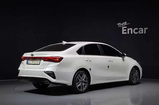 Kia K3 Signature — пробег 25 929 км — фото 2 из 5
